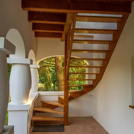 Hajnalka Badacsonytomaj