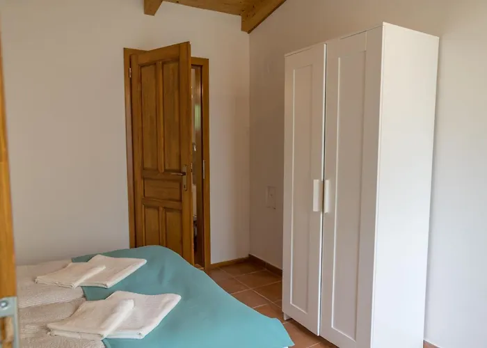 Hajnalka Apartamento *