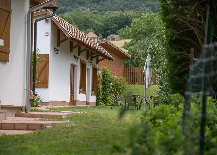 Hajnalka Apartamento Badacsonytomaj