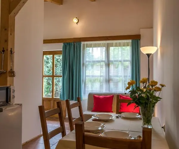 Hajnalka Apartamento Badacsonytomaj