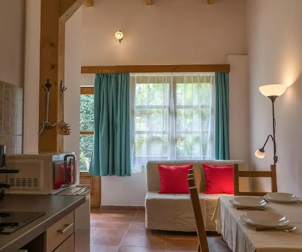 Hajnalka Apartamento *