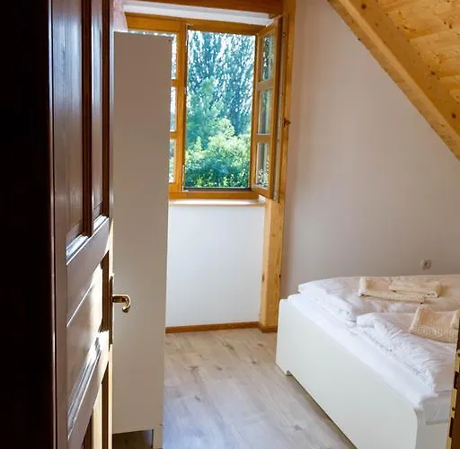 Hajnalka Apartamento Badacsonytomaj