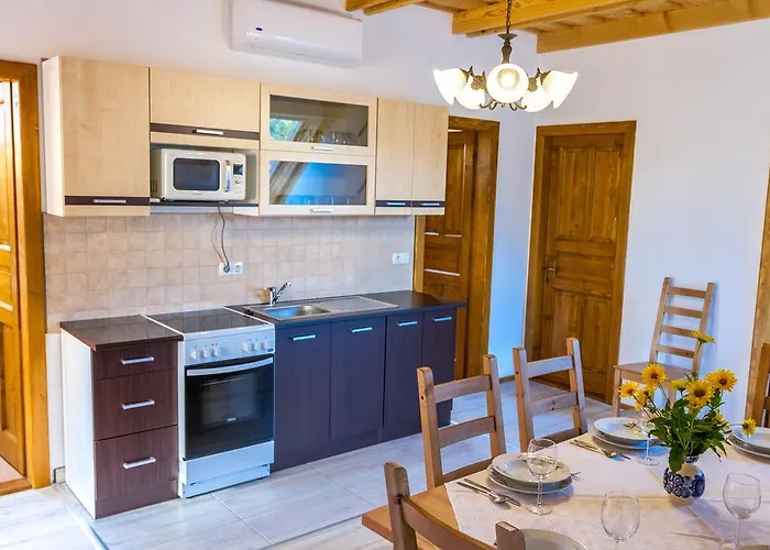 Hajnalka Apartamento *